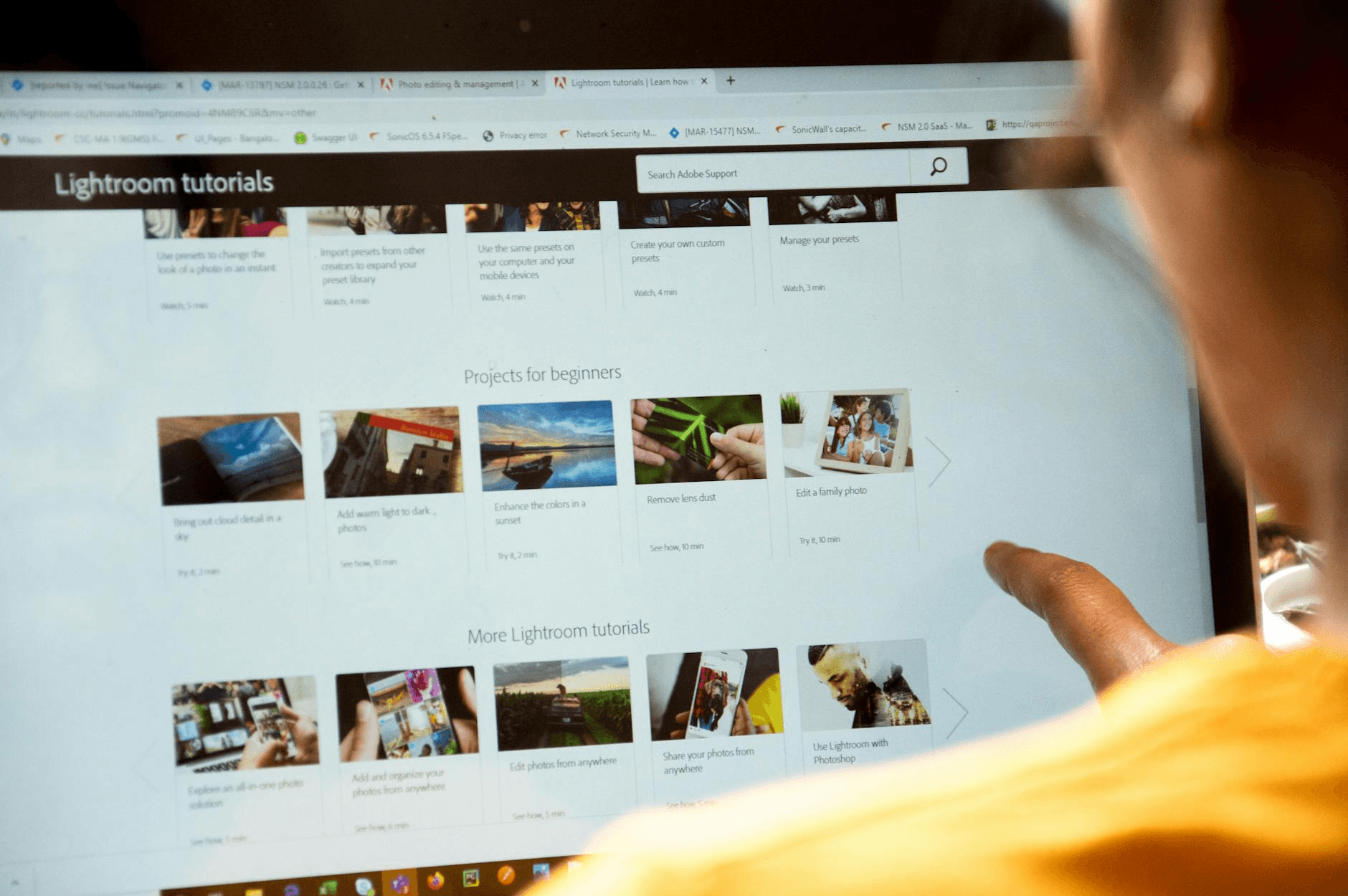 How to build an online course platform like Teachable - architecture showing video delivery, student progress tracking, and payment processing